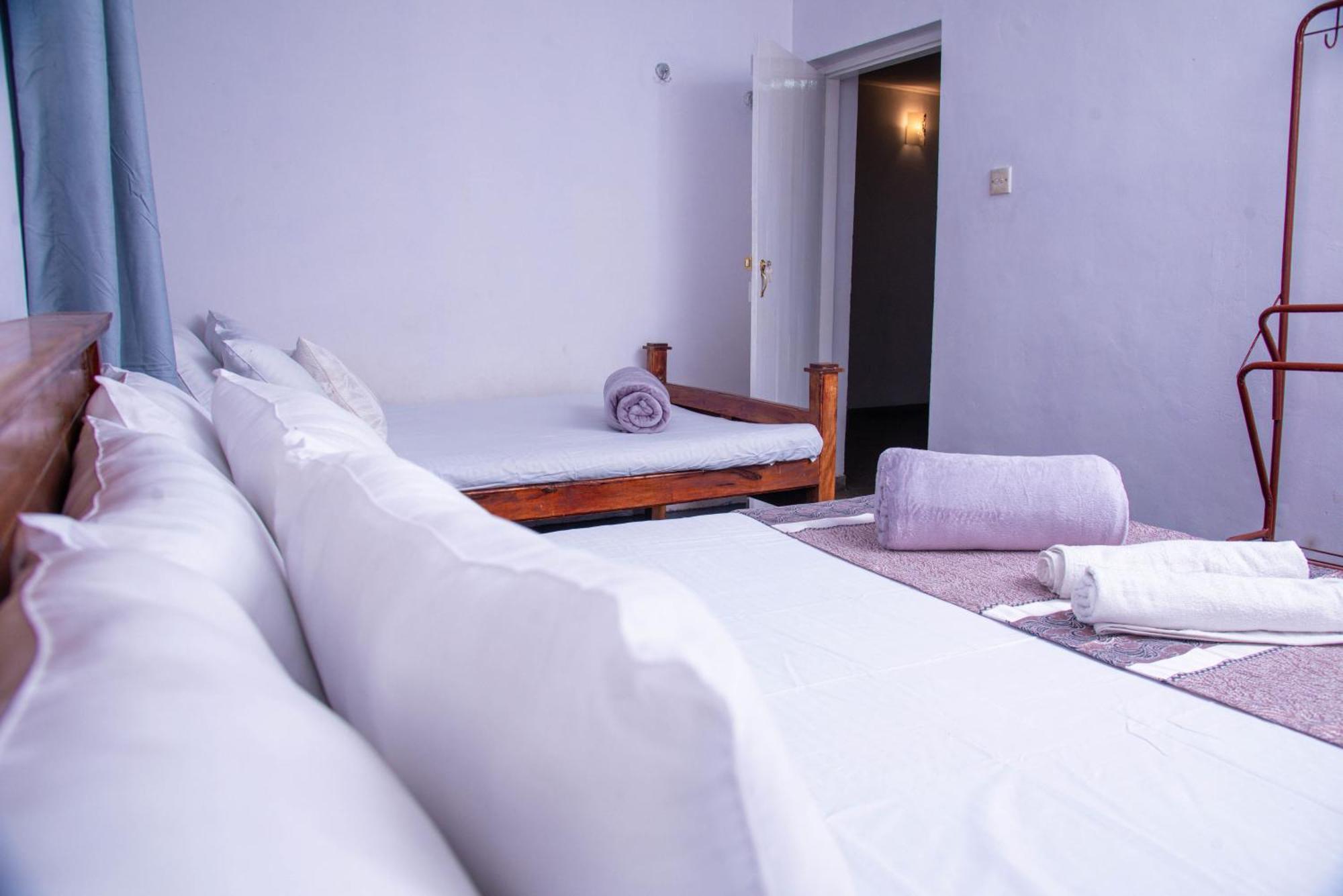 Rose Palace Inn